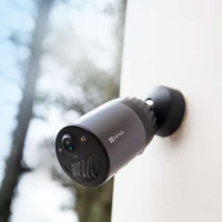Camera Wi-Fi an ninh chạy pin cho ngôi nhà thông minh Ezviz LC3 Ezviz BC1C ( Đã bao gồm tấm năng lượng và Pin )