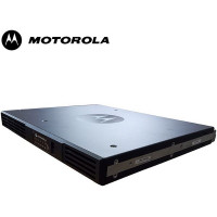 Chuyển tiếp số Motorola model XIR SLR5300 UHF