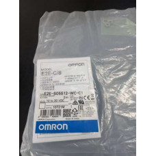 Cảm biến tiệm cận Omron E2E-S05S12-WC-C1 2M