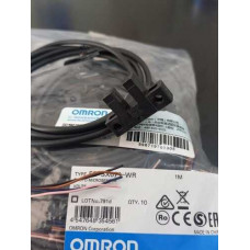 Cảm biến quang Omron EE-SX671-WR 1M