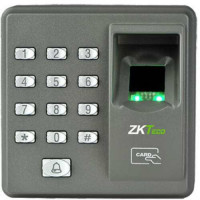 Máy kiểm soát cửa bằng vân tay và thẻ ZKTeco X7